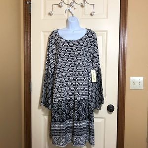 Tacera Dress with Bell Sleeves 2X NWT